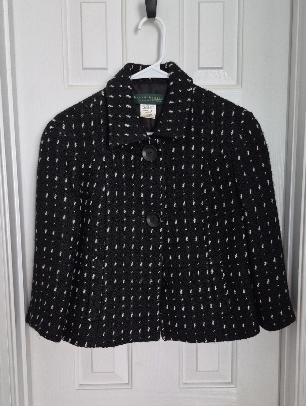 Harvé Benard Black & White Textured Wool Blend Bouclé Blazer - Size 8